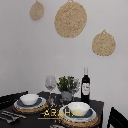 Arahal - דירה