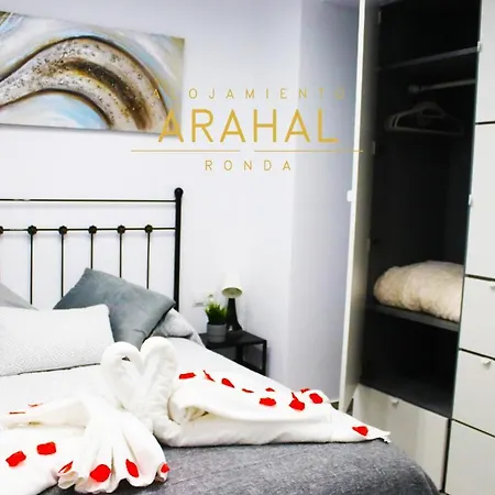 Arahal - *