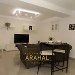 شقة Arahal - *
