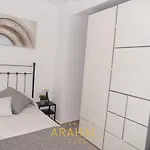 Arahal - Апартаменти *